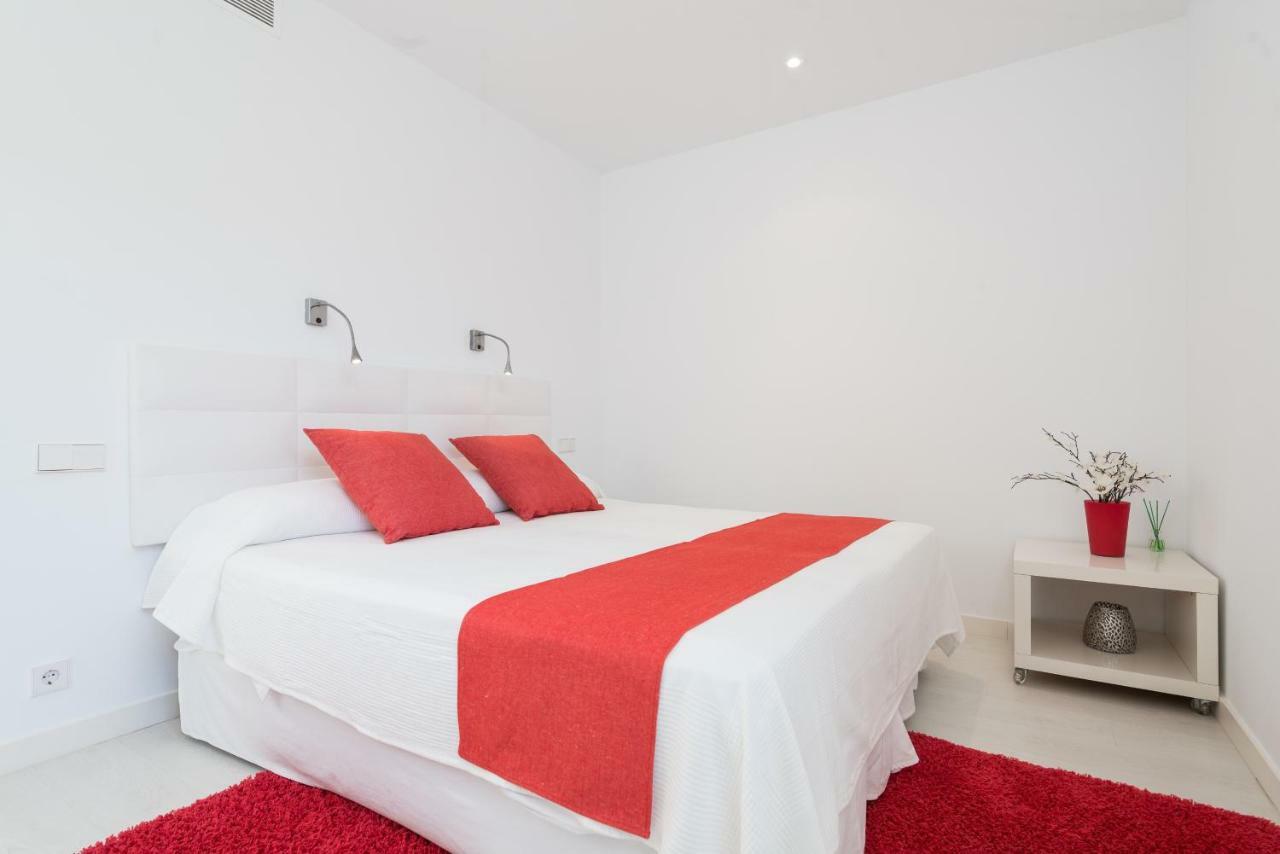 Appartamento di 80 m² con 2 camera Cala de Sant Vicenc Esterno foto